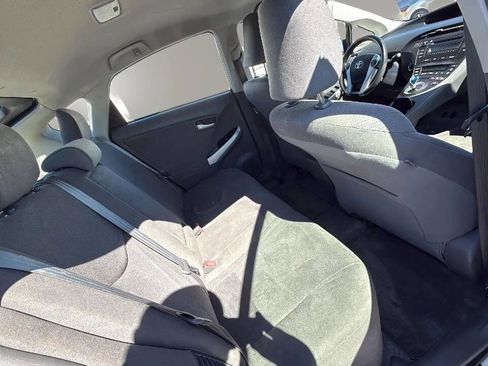 Used 2011 Toyota Prius Two w/ Preferred Accessory Pkg FWD image 11