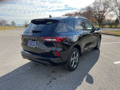 Used 2023 Ford Escape ST-Line image 11