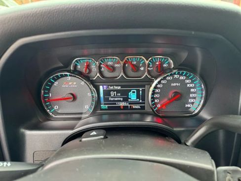 Used 2018 Chevrolet Silverado 1500 LT w/ All Star Edition AWD/4WD image 17