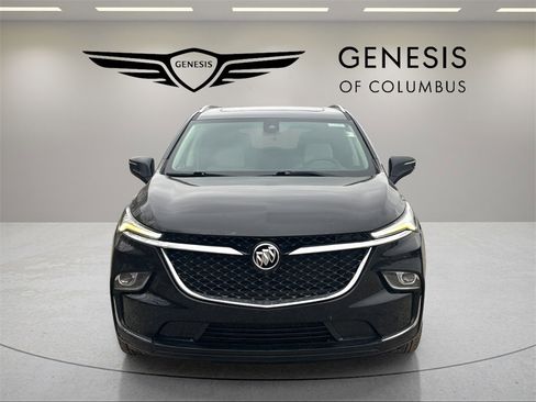 Used 2023 Buick Enclave Avenir image 8