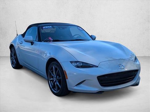 Used 2016 MAZDA MX-5 Miata Grand Touring image 8