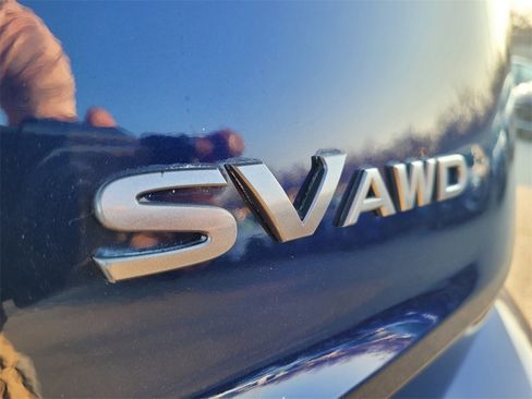 Used 2024 Nissan Rogue SV image 27