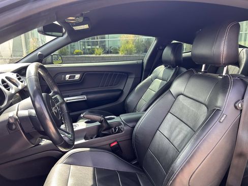 Used 2018 Ford Mustang GT Premium RWD image 10