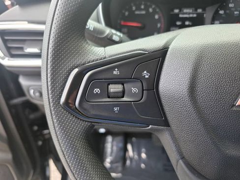 Used 2023 Chevrolet TrailBlazer LT FWD image 25