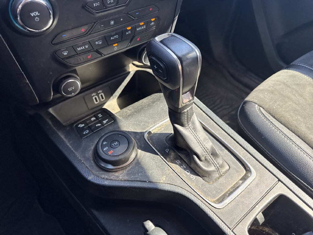 Used 2021 Ford Ranger Lariat w/ Tremor Off-Road Package AWD/4WD image 18