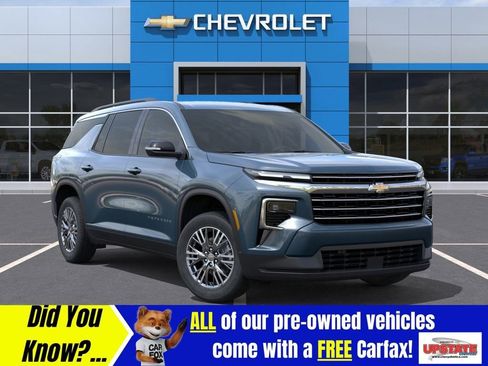 New 2026 Chevrolet Traverse LT w/ Driver Confidence Package AWD/4WD image 8
