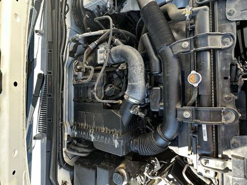 Used 2019 Nissan Frontier S image 30