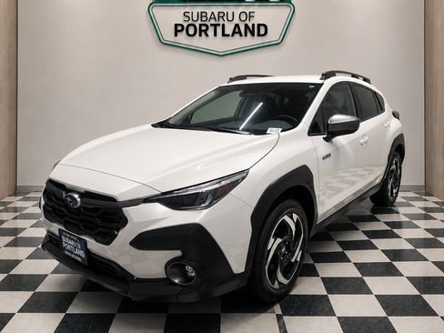 Used 2026 Subaru Crosstrek 2.5i Limited w/ Crosstrek Mirror Package AWD/4WD image 2