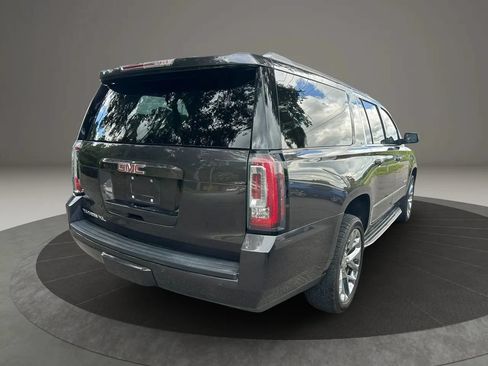 Used 2018 GMC Yukon XL SLT w/ HD Trailering Package RWD image 6