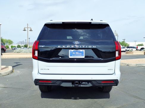 Certified 2025 Ford Expedition Max Active AWD/4WD image 5