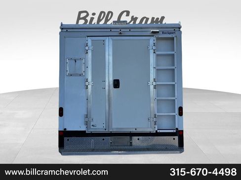 Used 2022 GMC Savana 3500 w/ Power Convenience Package RWD image 28