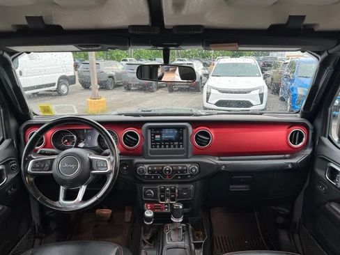 Used 2020 Jeep Gladiator Rubicon w/ Cold Weather Group AWD/4WD image 10