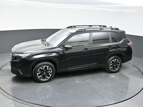 Used 2025 Subaru Forester Premium w/ Convenience Package #1 image 27