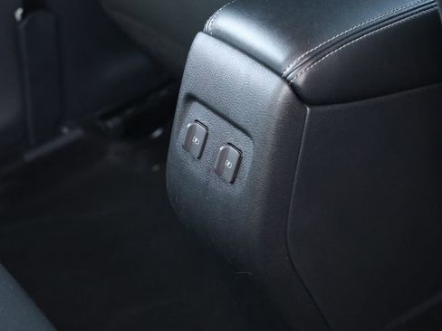 Used 2024 Nissan Kicks SV FWD image 31