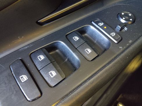 Used 2025 Hyundai Elantra Sport FWD image 27