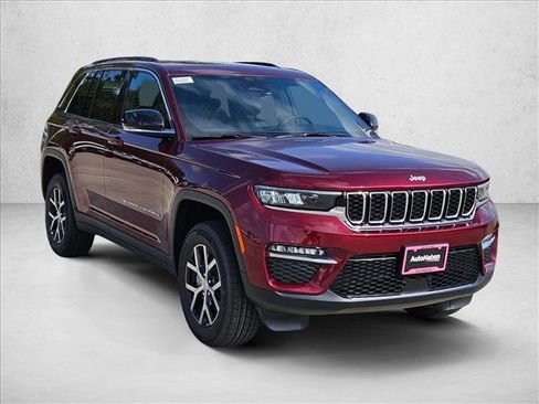 New 2025 Jeep Grand Cherokee Limited w/ Trailer Tow Package image 3