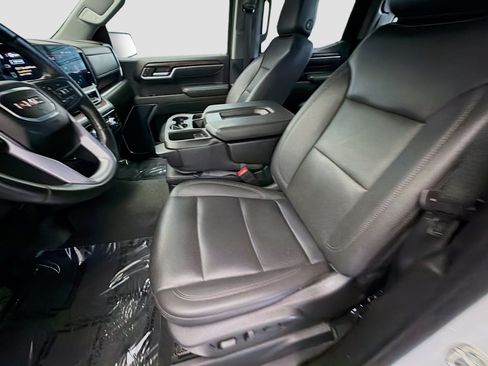 Used 2025 GMC Sierra 1500 SLT RWD image 11