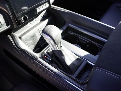 New 2026 RAM 1500 RHO w/ RHO Level 1 Equipment Group image 19