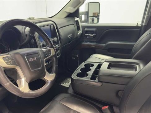 Used 2016 GMC Sierra 2500 SLT w/ Duramax Plus Package image 16