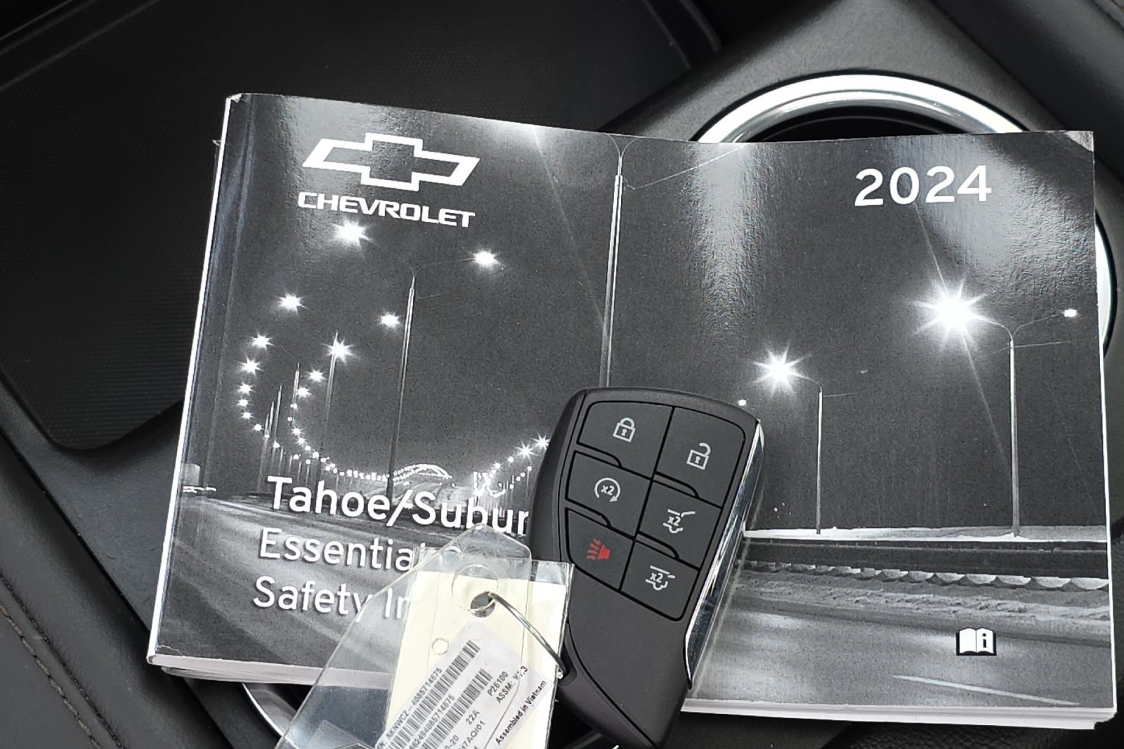 Used 2024 Chevrolet Tahoe High Country AWD/4WD image 30