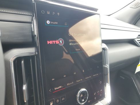 New 2026 GMC Acadia Elevation w/ Elevation Premium Package image 25