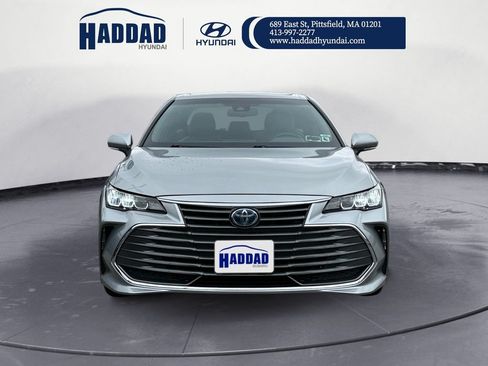 Used 2020 Toyota Avalon XLE w/ Moonroof Package FWD image 8