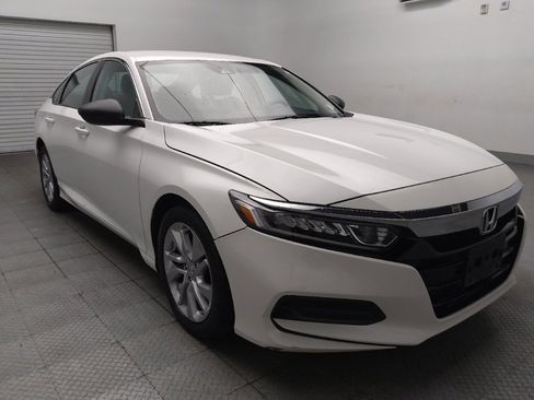 Used 2019 Honda Accord LX image 13