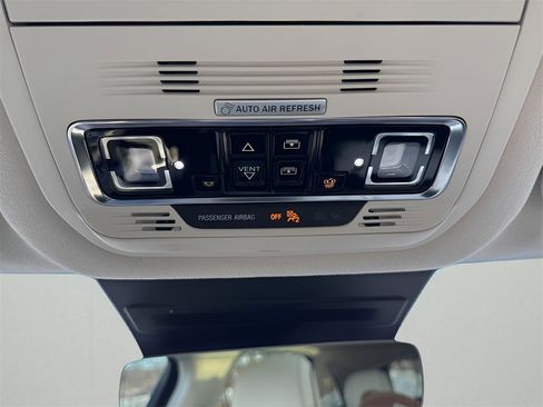 Used 2024 Lincoln Nautilus Black Label w/ Jet Appearance Package (87T) image 41