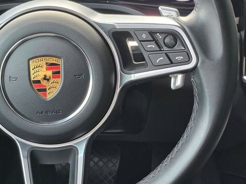 Used 2022 Porsche Cayenne Platinum Edition image 16