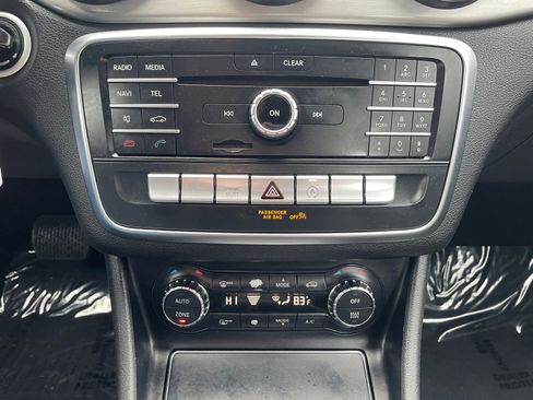 Used 2017 Mercedes-Benz CLA 250 image 17