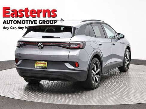 Used 2023 Volkswagen ID.4 Pro S image 5