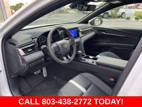 Used 2026 Toyota Camry SE w/ Convenience Package image 6