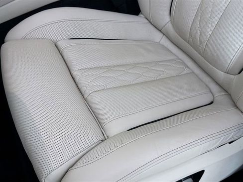 Used 2025 BMW X5 xDrive40i image 20