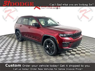 New 2025 Jeep Grand Cherokee Limited w/ Black Appearance Package video 1