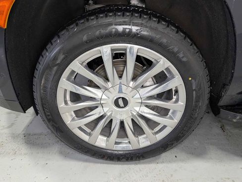 Certified 2021 Cadillac Escalade Premium Luxury image 3