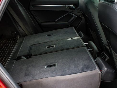 Used 2020 Audi Q3 2.0T Premium Plus w/ Premium Plus Package image 37