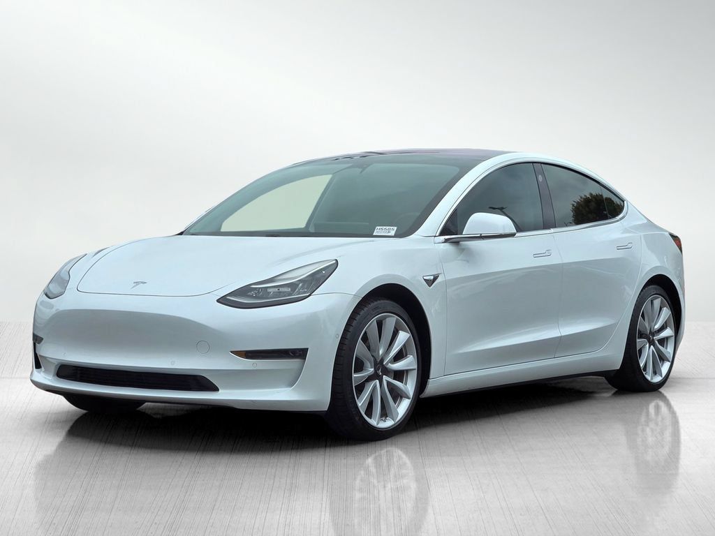 Used 2018 Tesla Model 3 Long Range RWD image 9