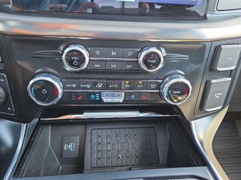 Used 2023 Ford F150 Raptor w/ Raptor 37 Performance Package AWD/4WD image 19