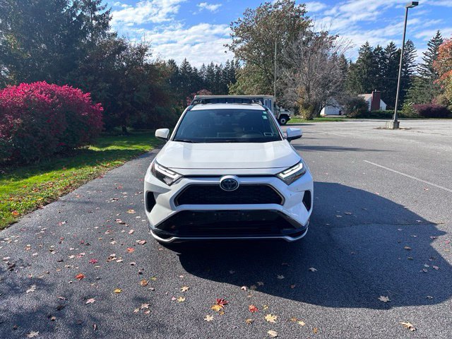 Used 2023 Toyota RAV4 SE w/ Weather & Moonroof Package AWD/4WD image 8