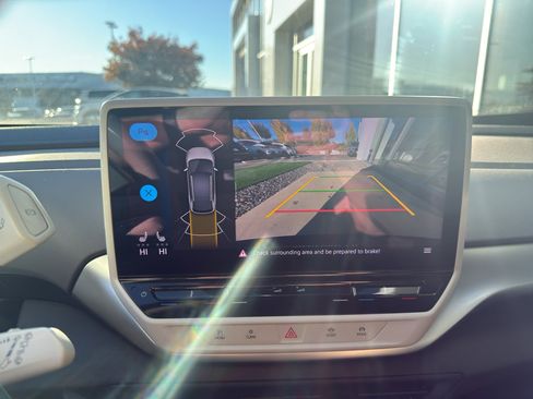 Used 2021 Volkswagen ID.4 1st Edition image 11