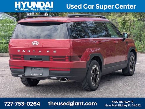 Used 2026 Hyundai Santa Fe SEL FWD image 5