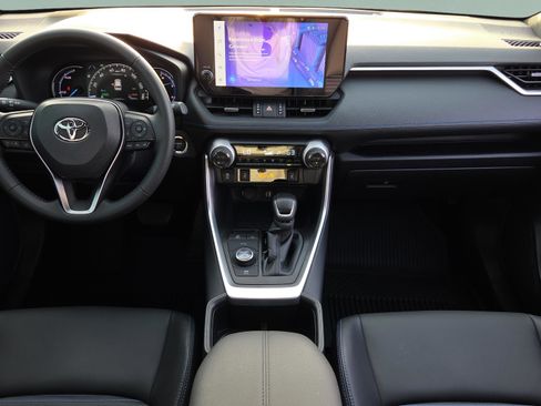 Certified 2025 Toyota RAV4 XSE image 20