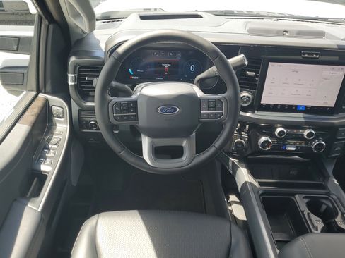 New 2026 Ford F250 Lariat w/ Lariat Ultimate Package image 14