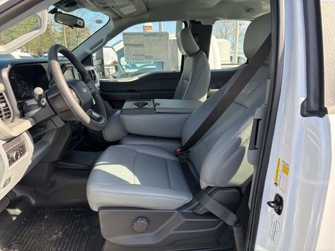 New 2026 Ford F250 XL RWD image 8