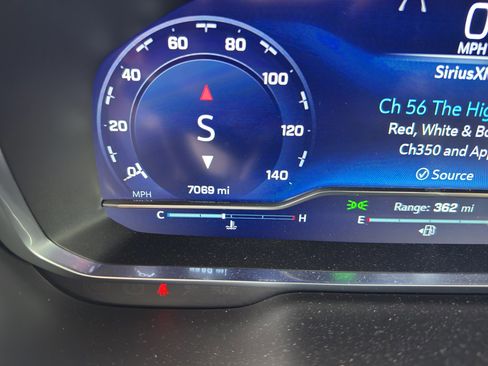 Used 2023 Chevrolet Tahoe High Country image 4