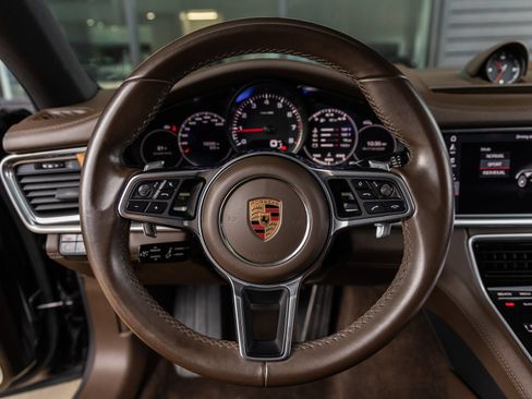 Certified 2018 Porsche Panamera 4S AWD/4WD image 28