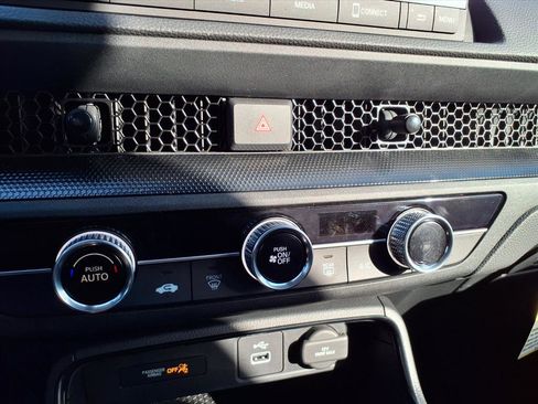 Certified 2023 Honda CR-V LX image 7