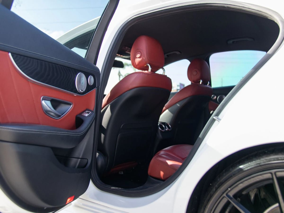 Used 2016 Mercedes-Benz C 300 Sedan image 25