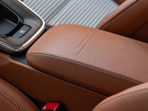 Certified 2023 Porsche 911 Sport Classic RWD image 28