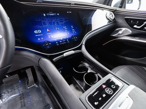 Certified 2023 Mercedes-Benz EQS 580 4MATIC SUV image 15